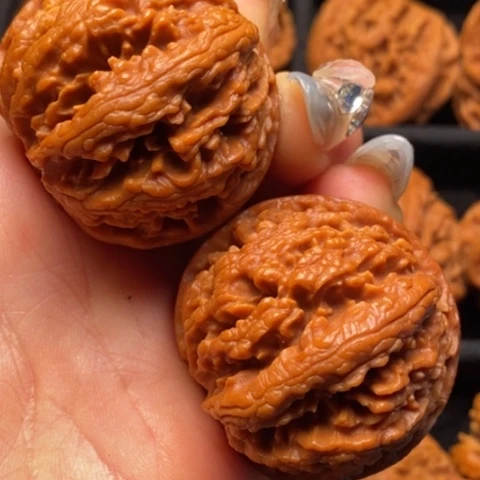 文玩核桃吊坠秦岭山脉核桃