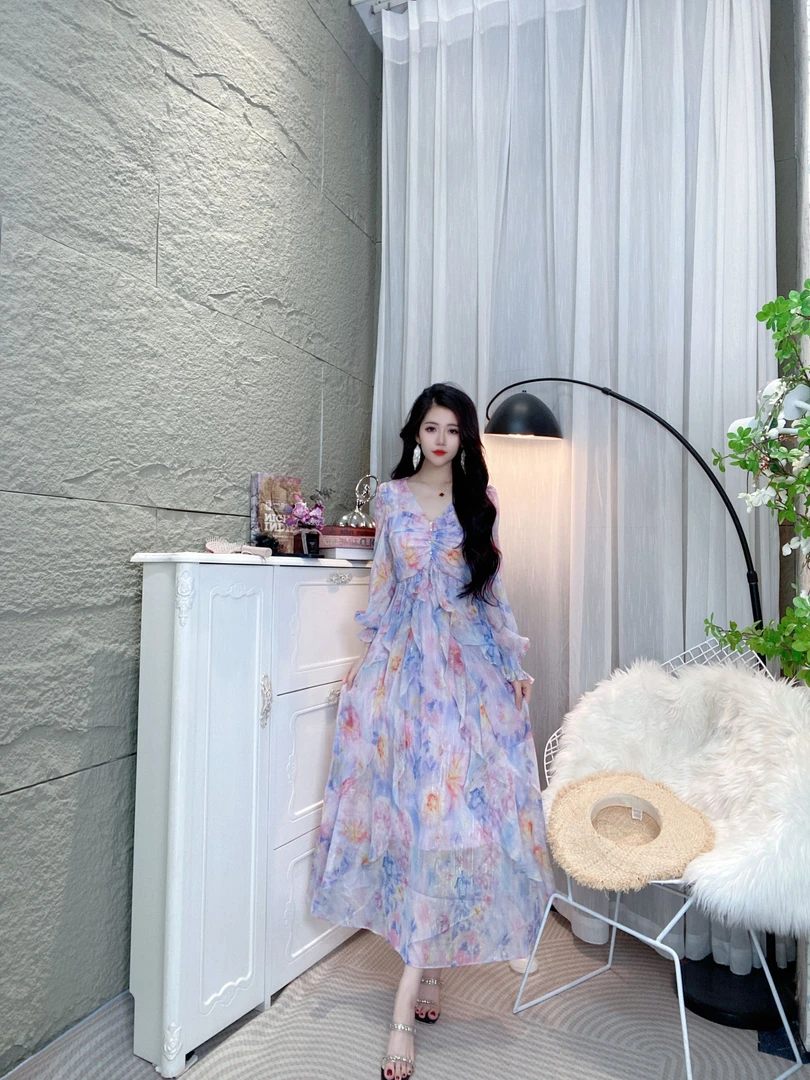 Bikamo/比卡陌2025早春气质碎花V领温柔感连衣裙长裙YA8862紫花