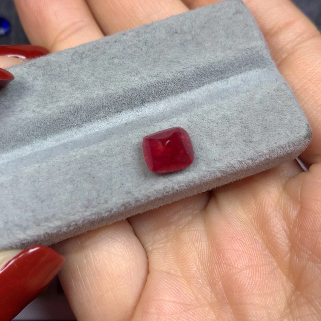 尖晶石裸石未镶嵌3ct绝地武士糖塔