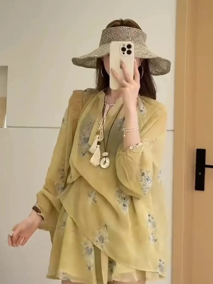 2025年夏季新款系带新中式时尚印花宽松衬衫上衣短裤女民族风套装