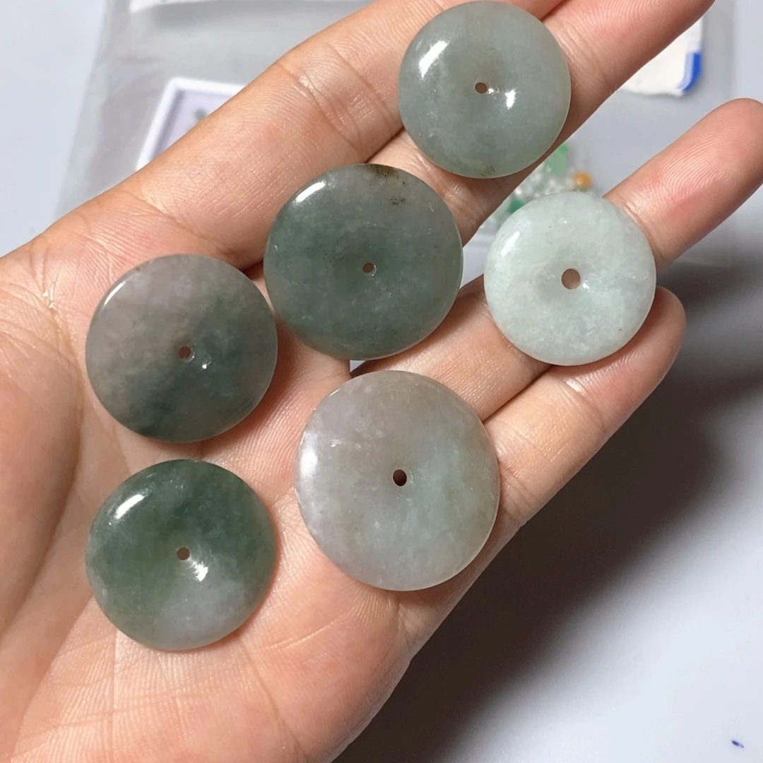 翡翠戒指未镶嵌50