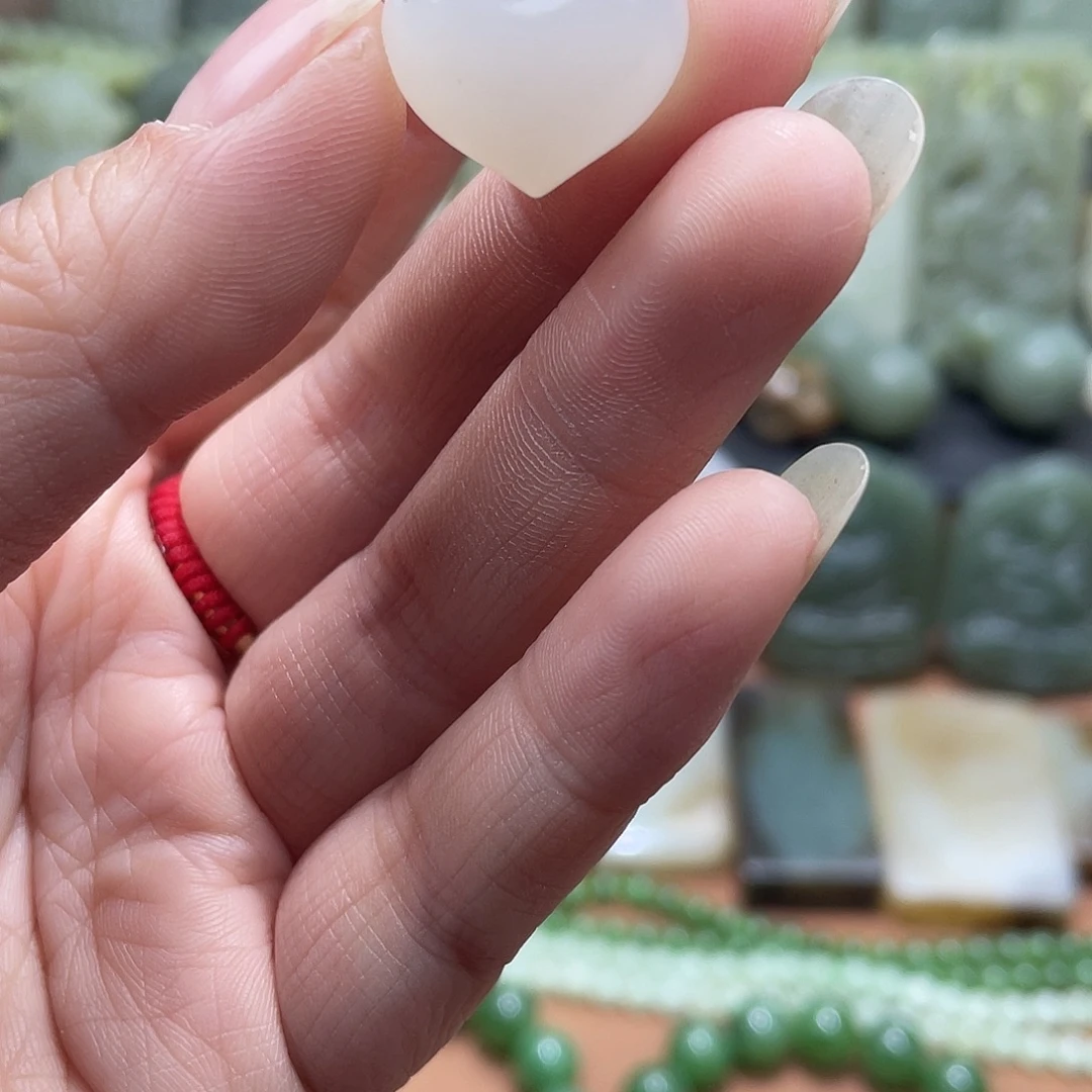 和田玉未镶嵌吊坠(不含链)