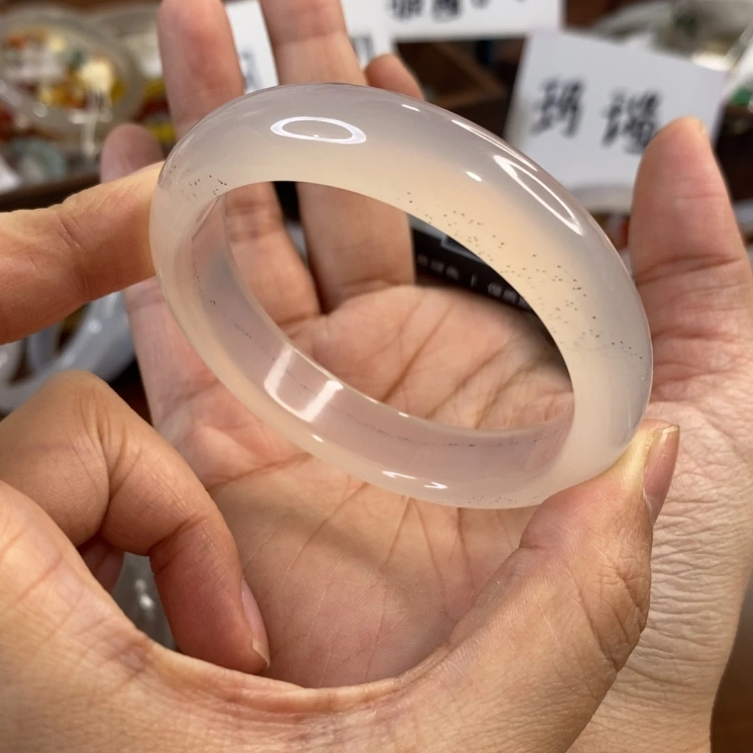 玛瑙/玉髓未镶嵌手镯A984。54.3圈