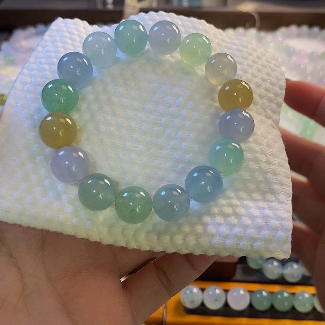 定制翡翠未镶嵌翡翠.