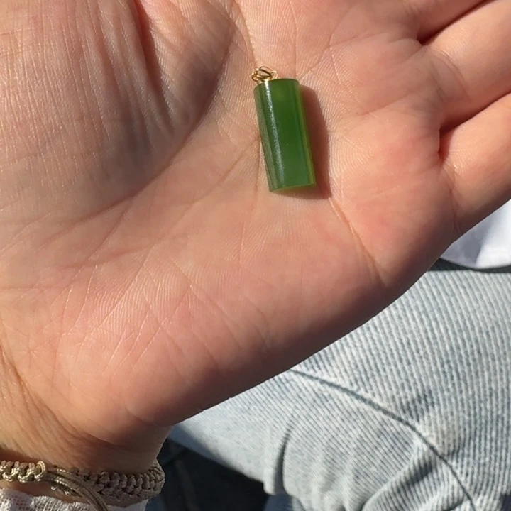 和田玉18K金镶嵌颈饰