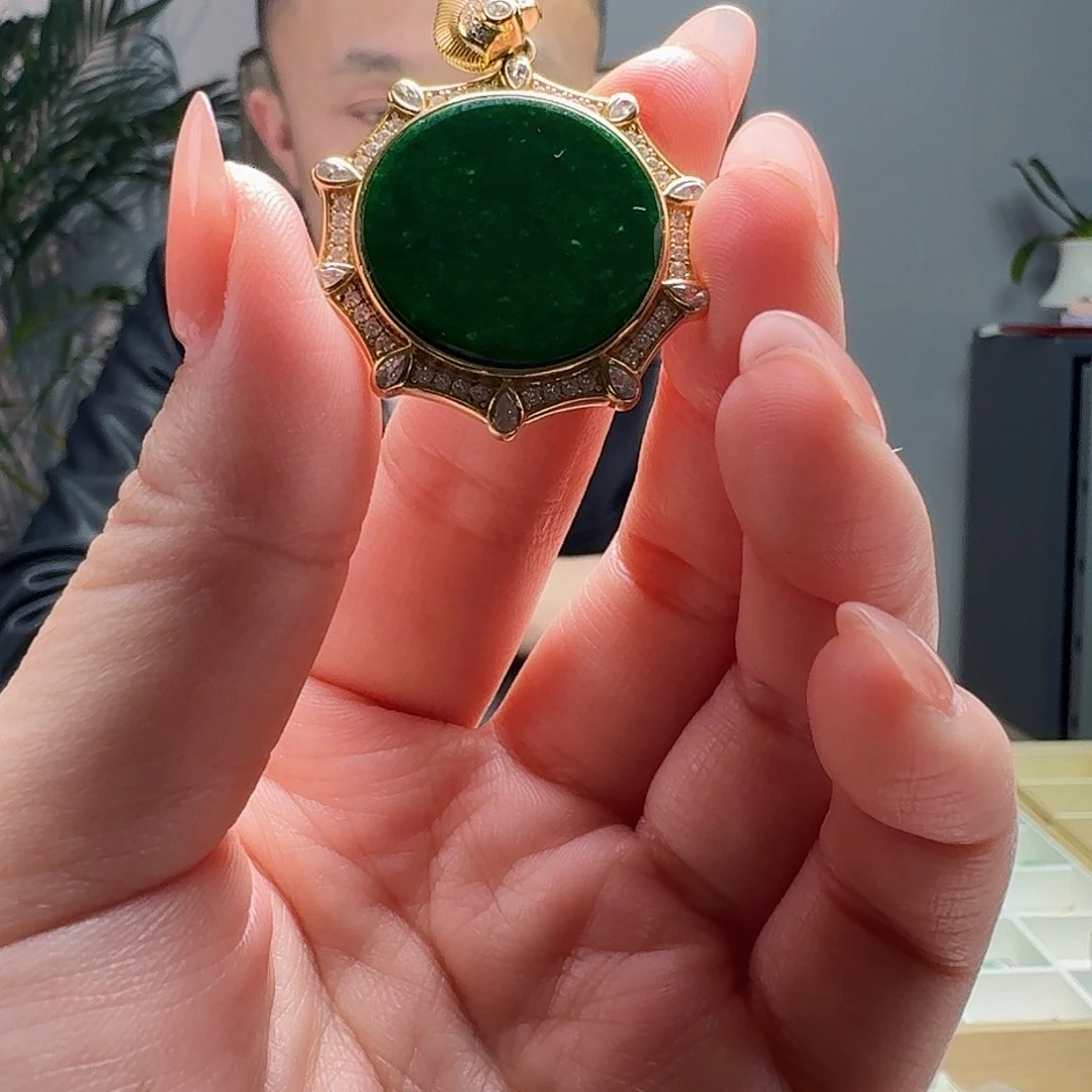 翡翠吊坠(不含链)银S925镶嵌天然