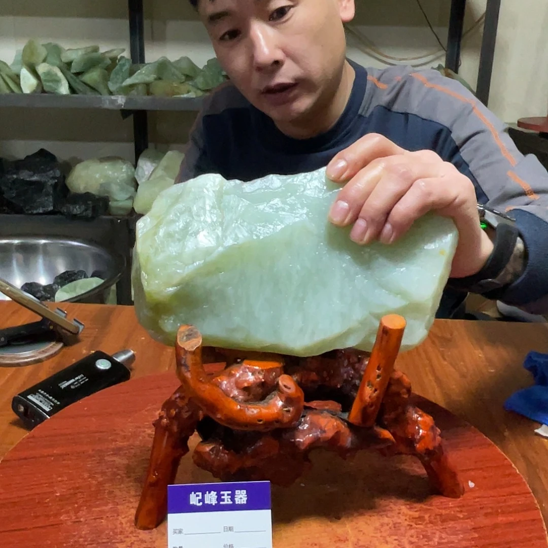 蛇纹石玉未镶嵌原石12