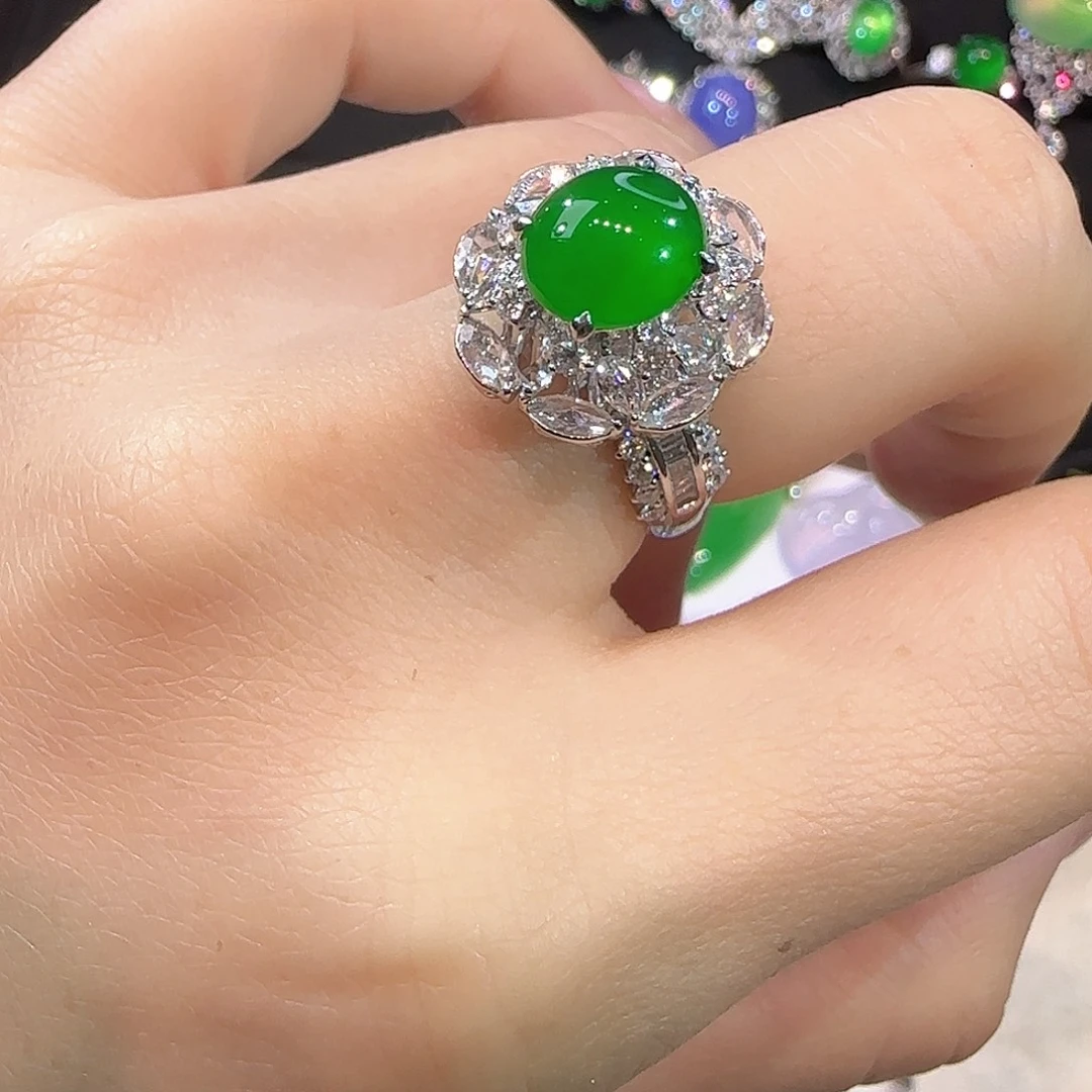 翡翠18K金镶嵌戒指