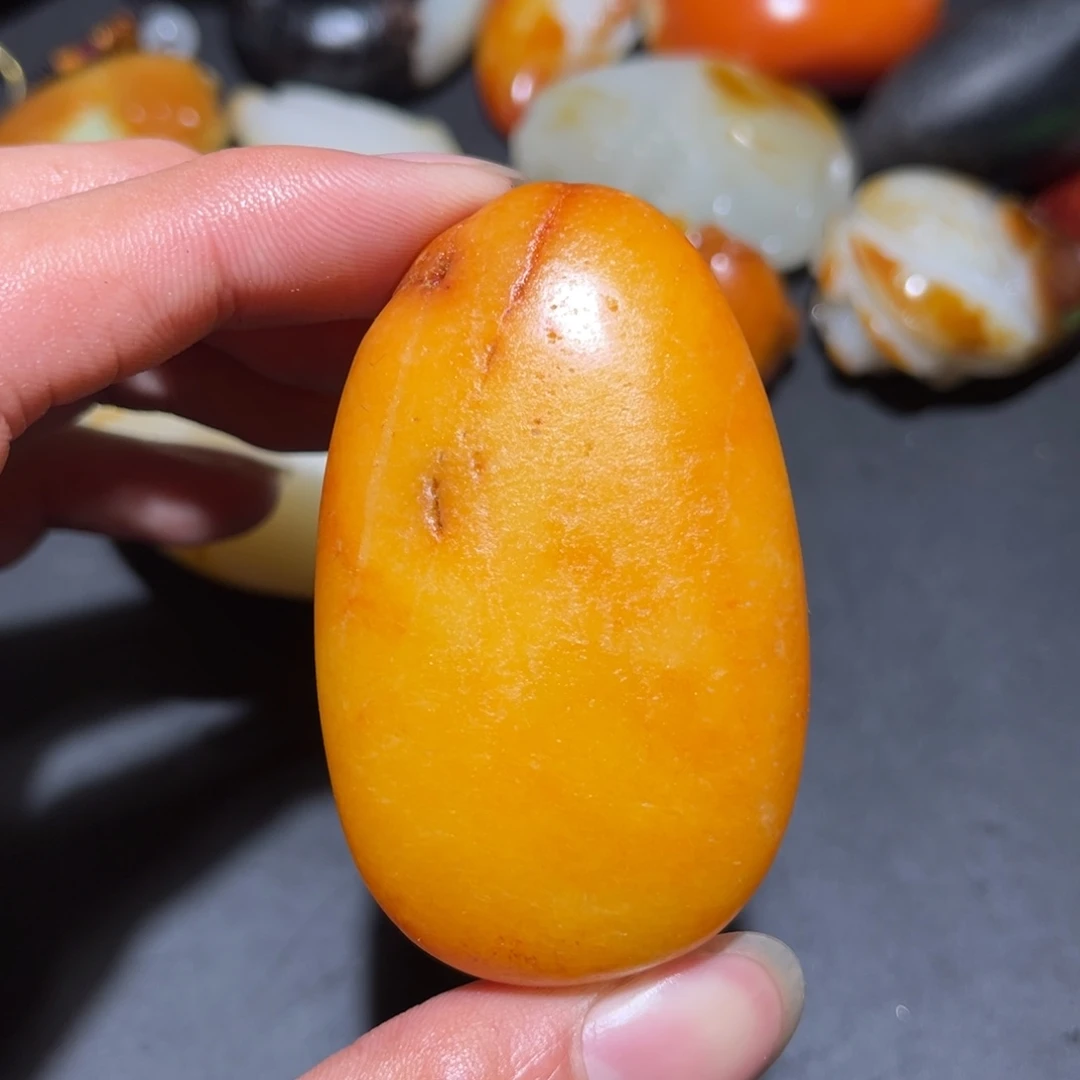 和田玉未镶嵌珠宝奇石