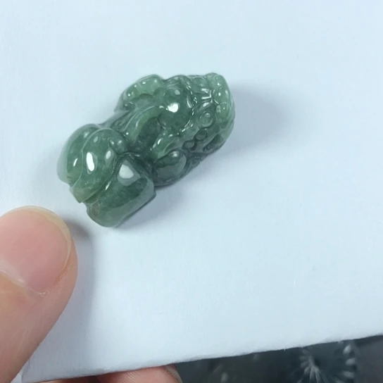 翡翠未镶嵌颈饰缅甸A货，每天下午1点半开播