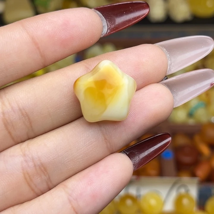 蜜蜡未镶嵌珠宝奇石满蜡白俏色五角星