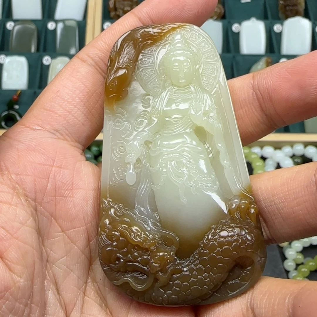 和田玉未镶嵌挂件