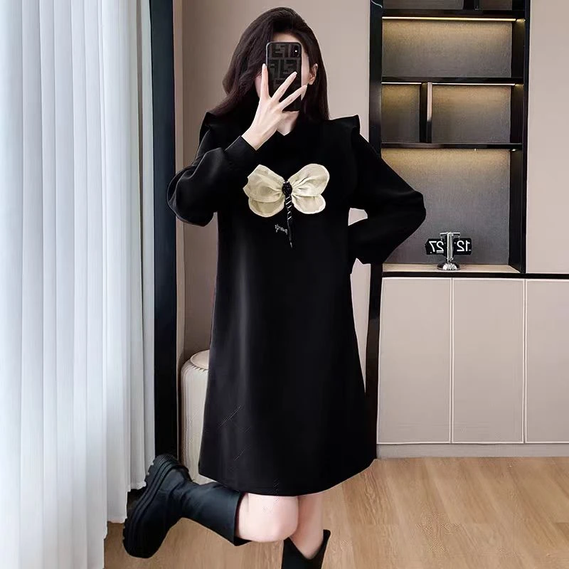 L382圆领半开领韩系花边连衣裙秋冬季宽松裙子新复古风