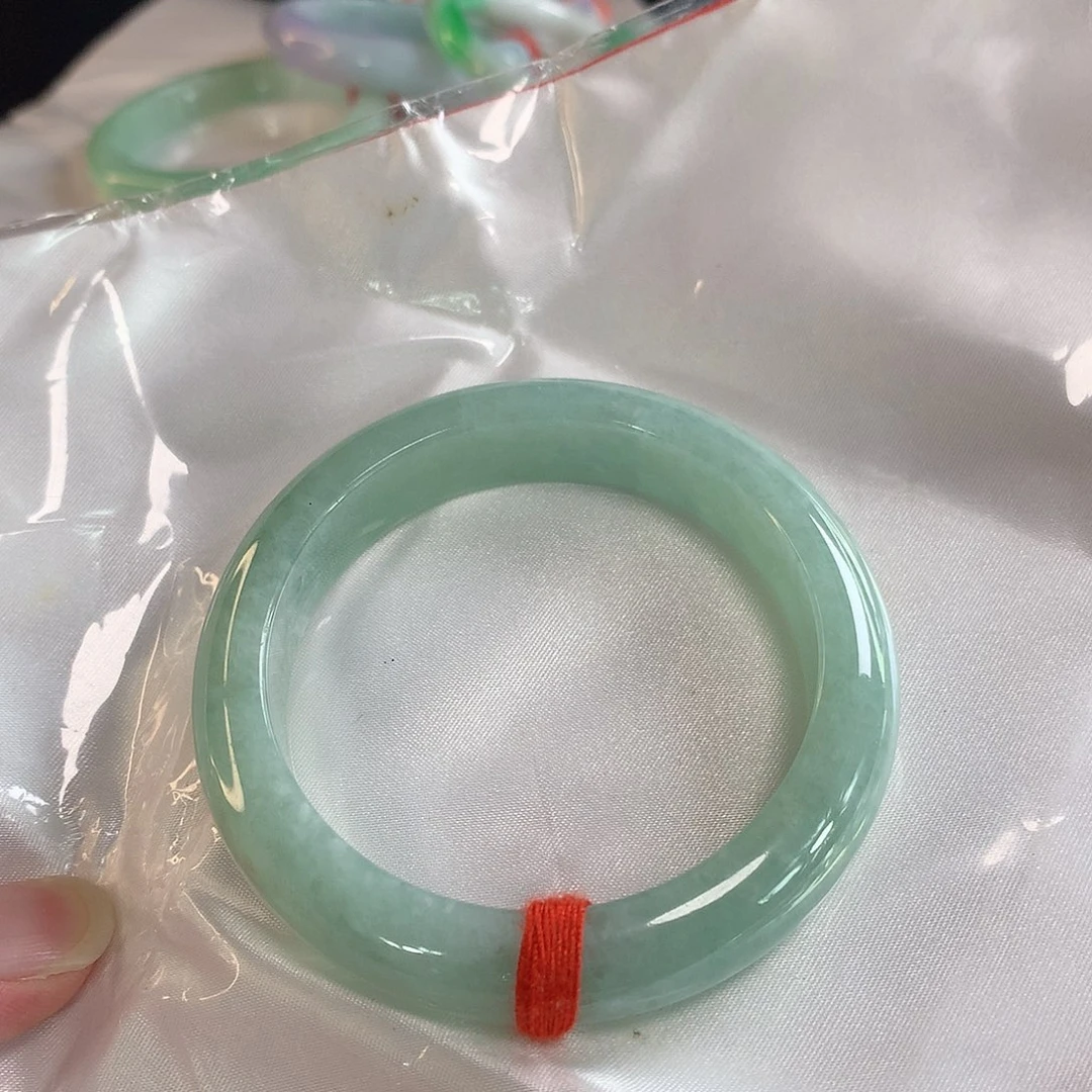 未镶嵌手镯翡翠130