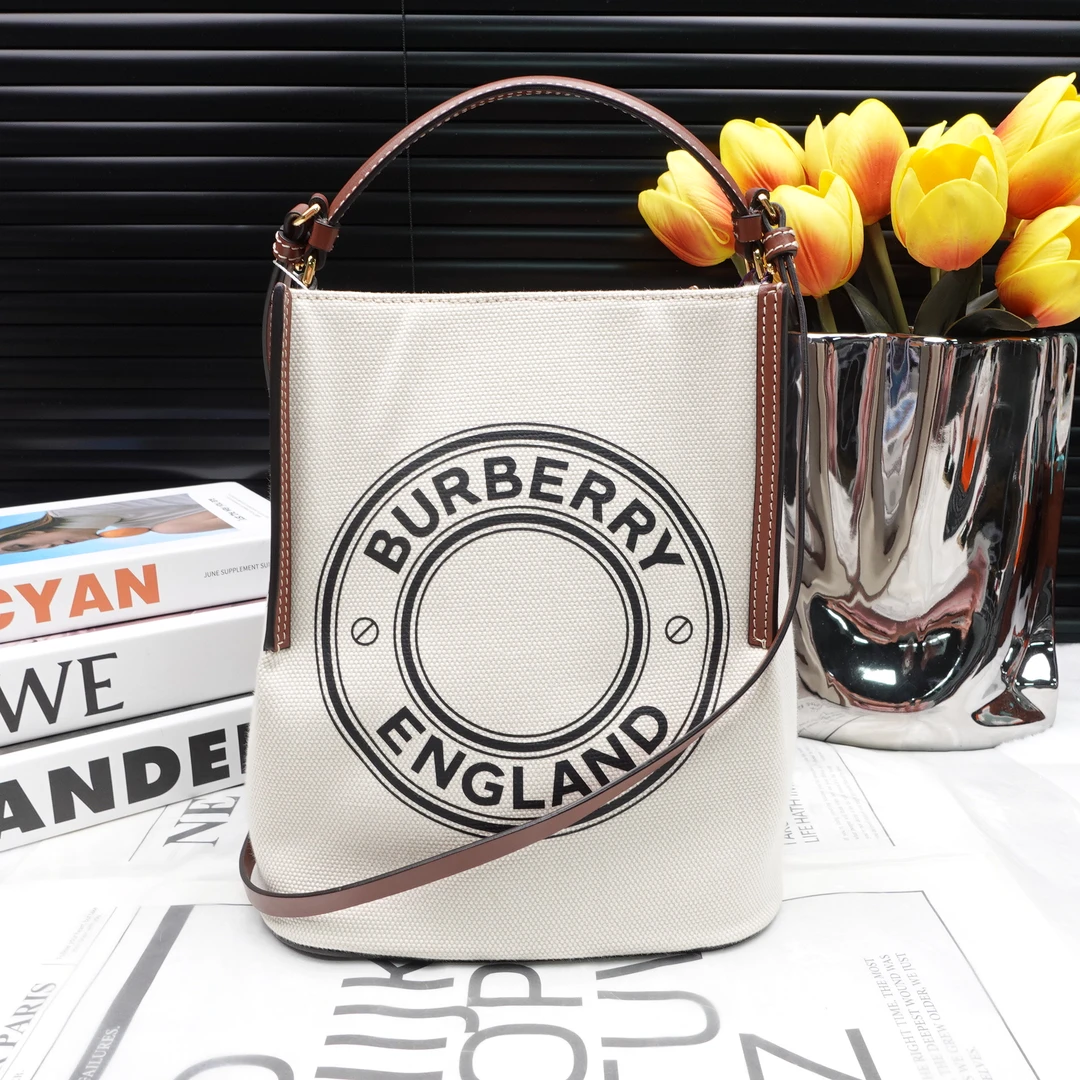 95新 BURBERRY/博柏利 单肩包/T10166496