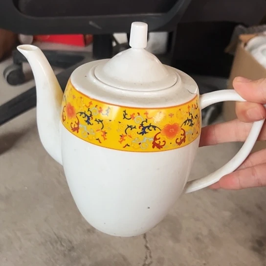 盘茶壶一个陶瓷陶瓷陶瓷