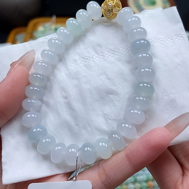翡翠挂件未镶嵌珠链