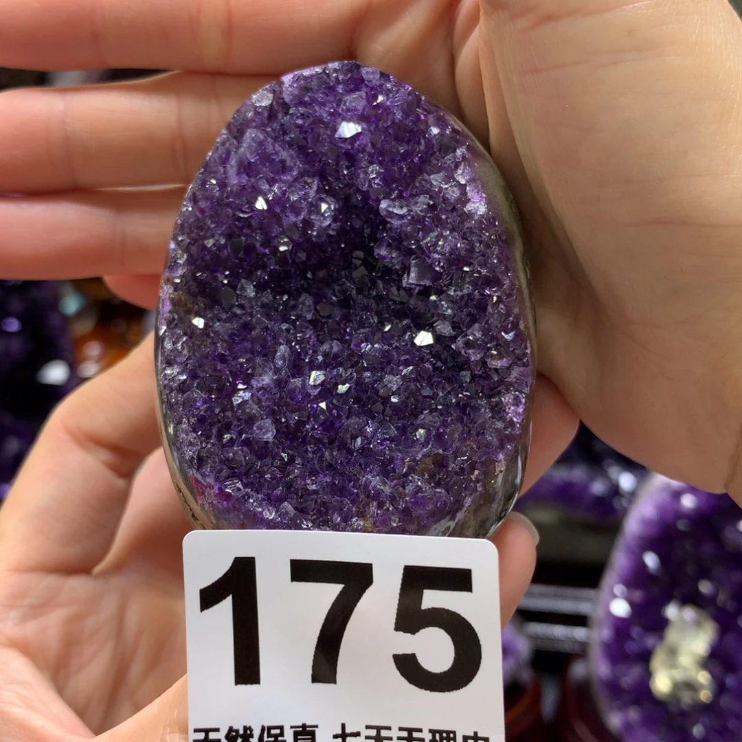 水晶摆件未镶嵌水晶摆件m