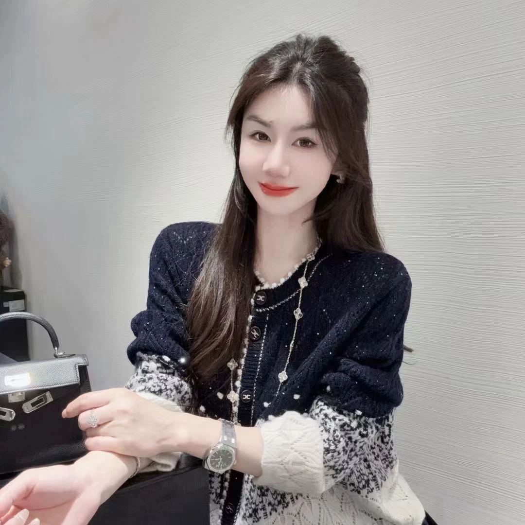 #8012 秋季新款渐变满天星全羊毛女设计感独特针织开衫外套洋气