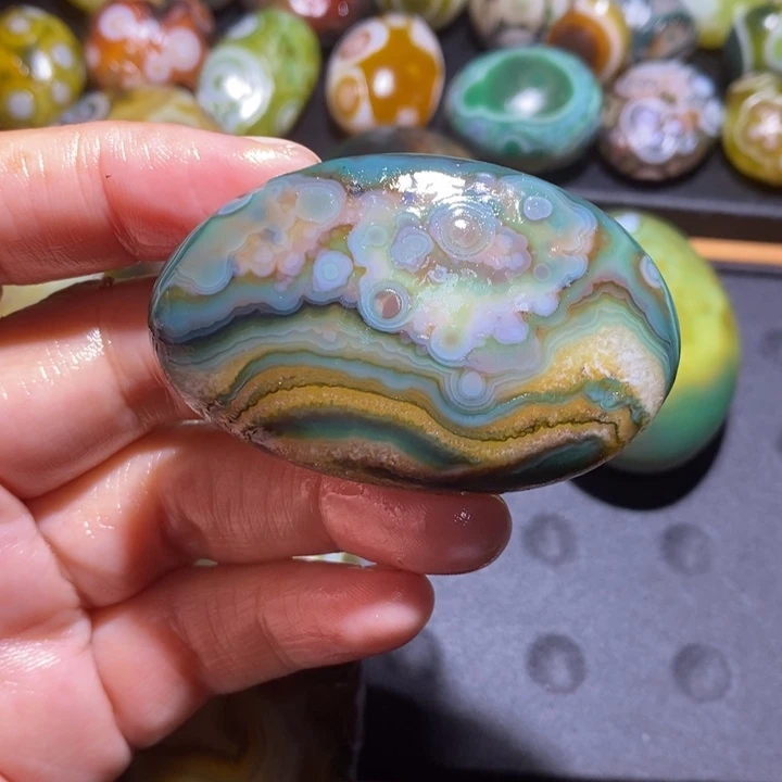 未镶嵌玛瑙/玉髓珠宝半成品59