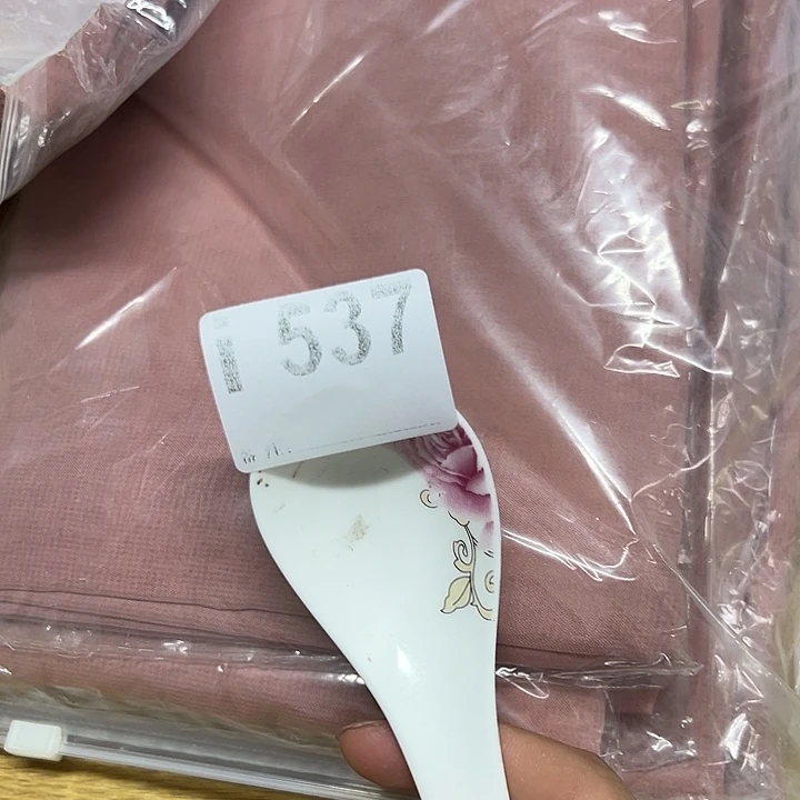 紫砂慎拍不退不换退单拉黑发一包。