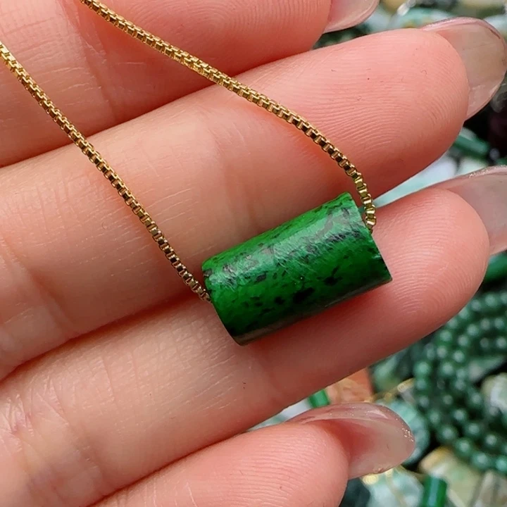 翡翠颈饰未镶嵌小*呀天然A货