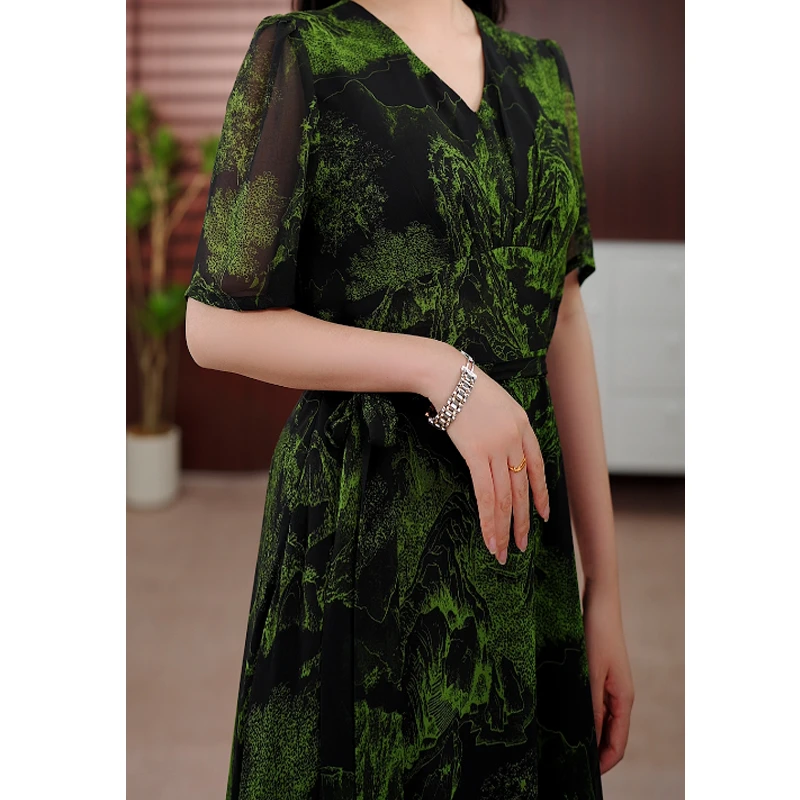 0417法式优雅气质绿色连衣裙女夏季新款名媛轻奢气质长裙