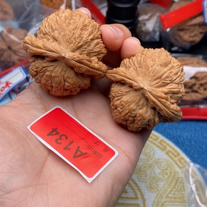 吊坠文玩核桃核桃