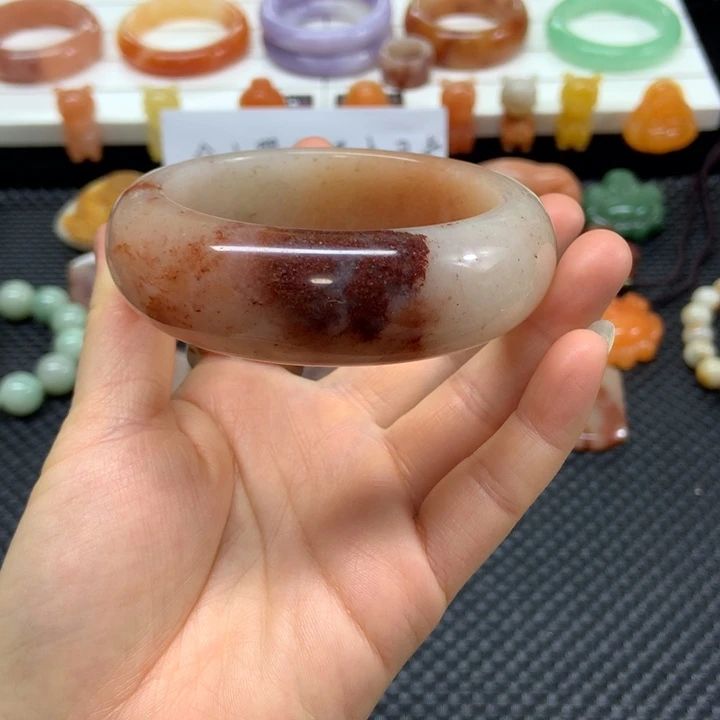 石英质玉未镶嵌手镯