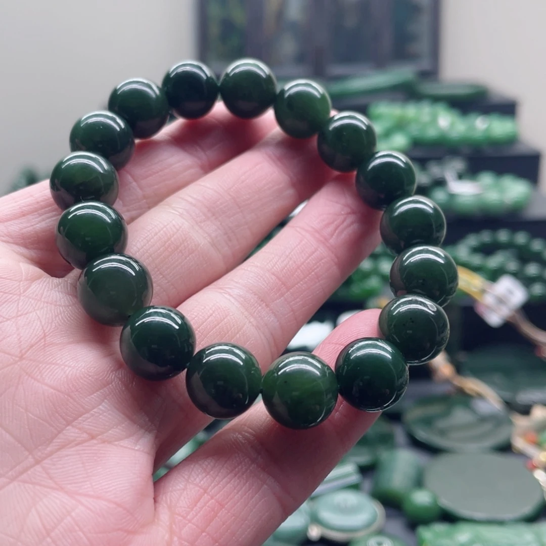 和田玉（碧玉）未镶嵌手链