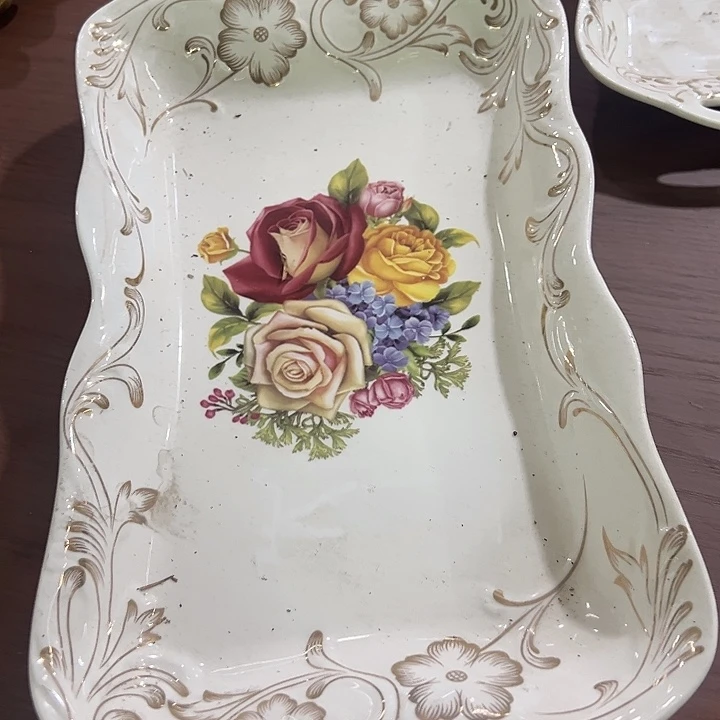 瓷片瑕。。。。。。。。。。。。。。