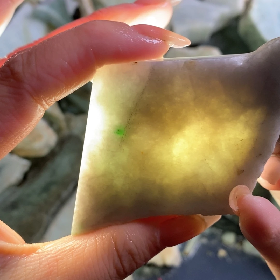 颈饰未镶嵌翡翠天然翡翠