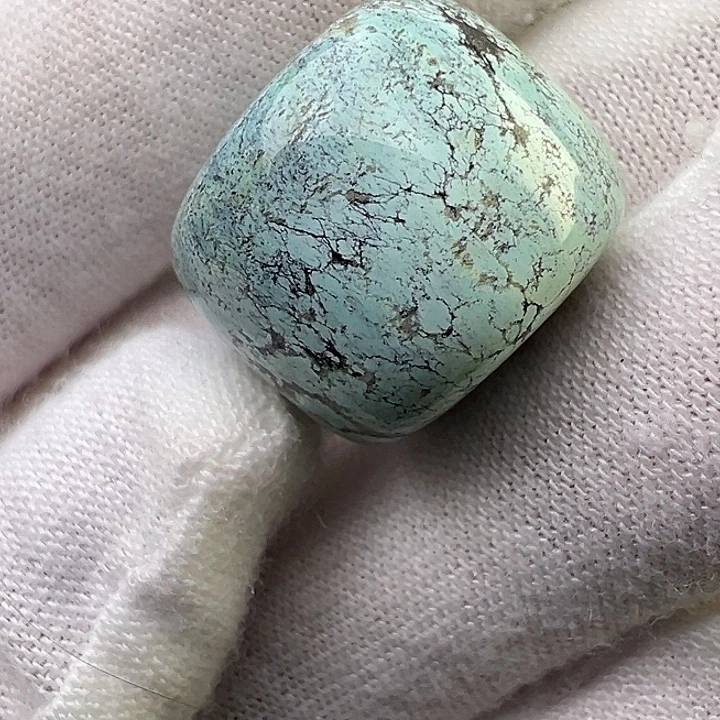 南红玛瑙未镶嵌珠宝奇石