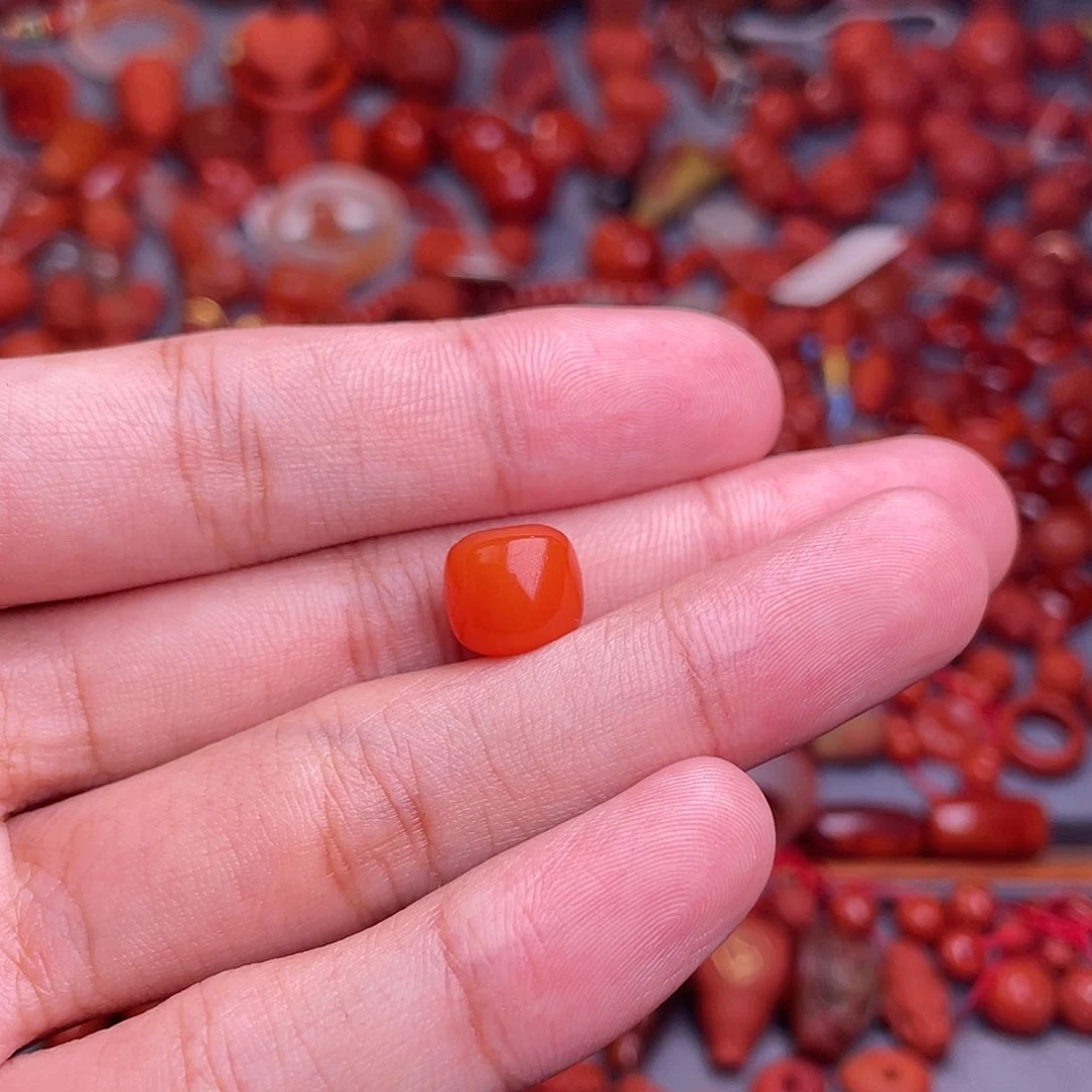 南红玛瑙配饰未镶嵌军**下