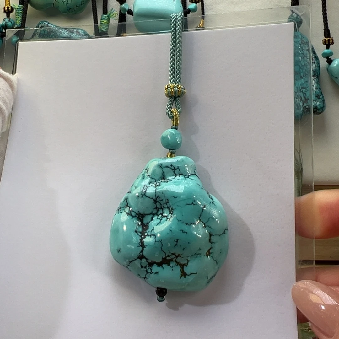 绿松石未镶嵌挂件