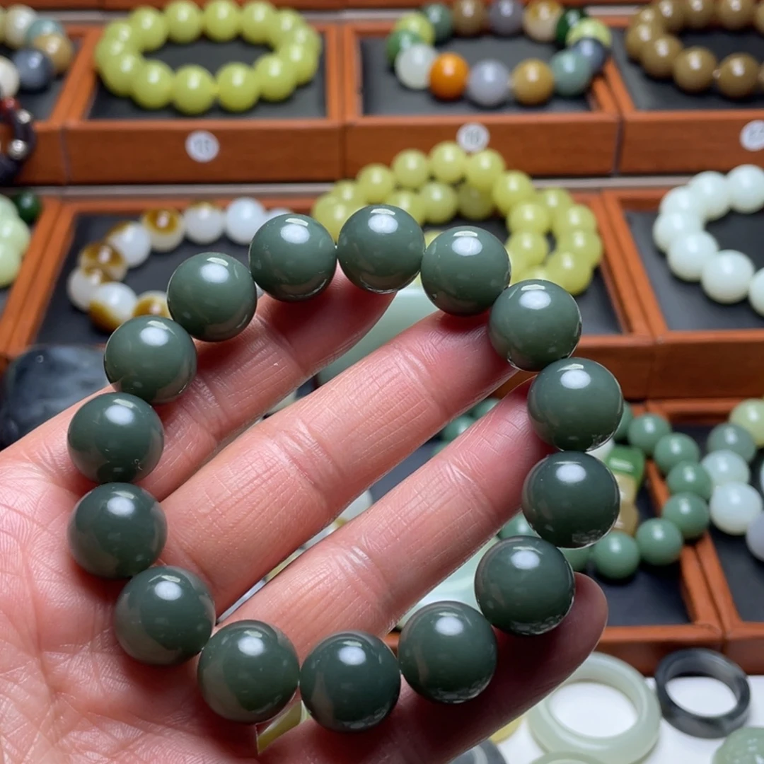 和田玉未镶嵌手串