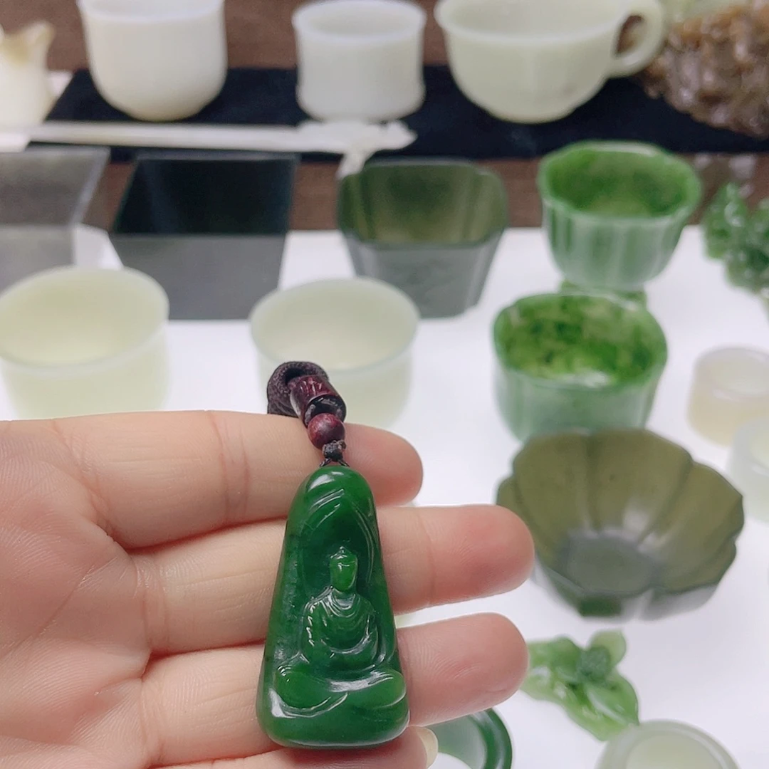 和田玉未镶嵌挂件