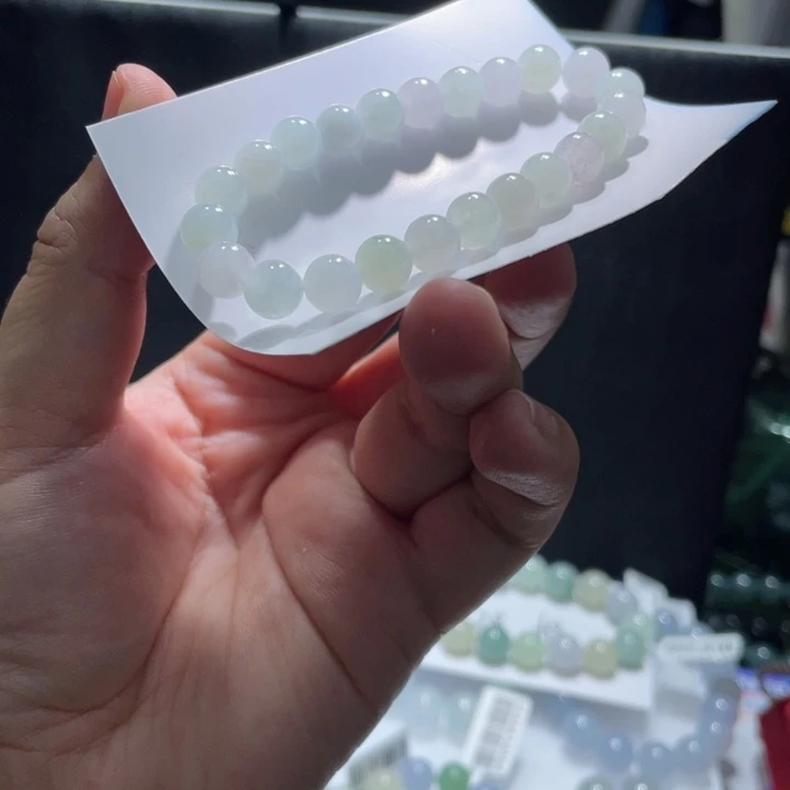 定制翡翠未镶嵌翡翠卡8