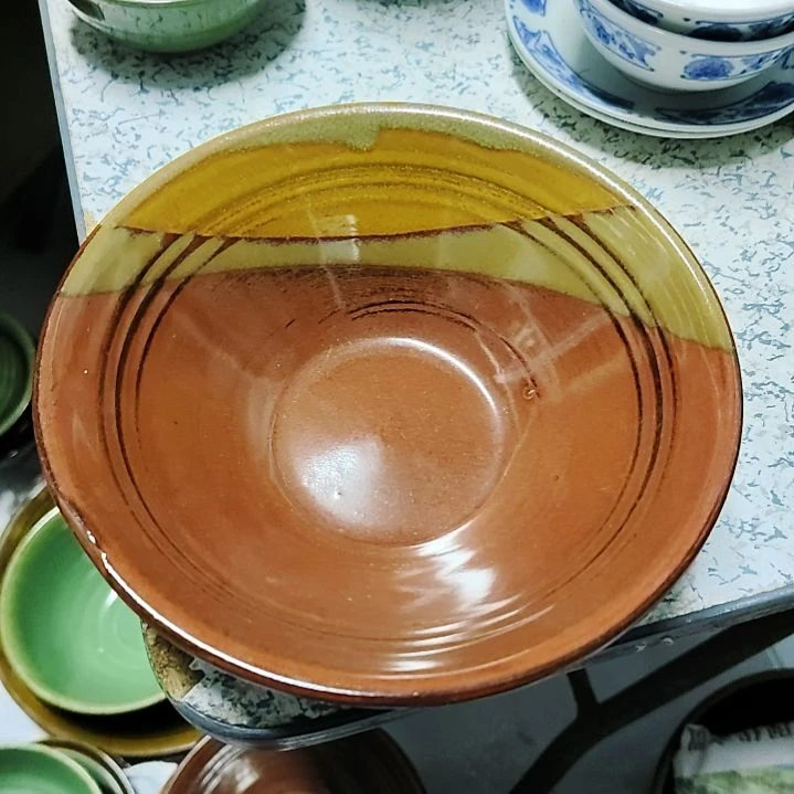 如***愿瓷片五厂，七厂，瓷器摆件，瓷片！都有微瑕疵。