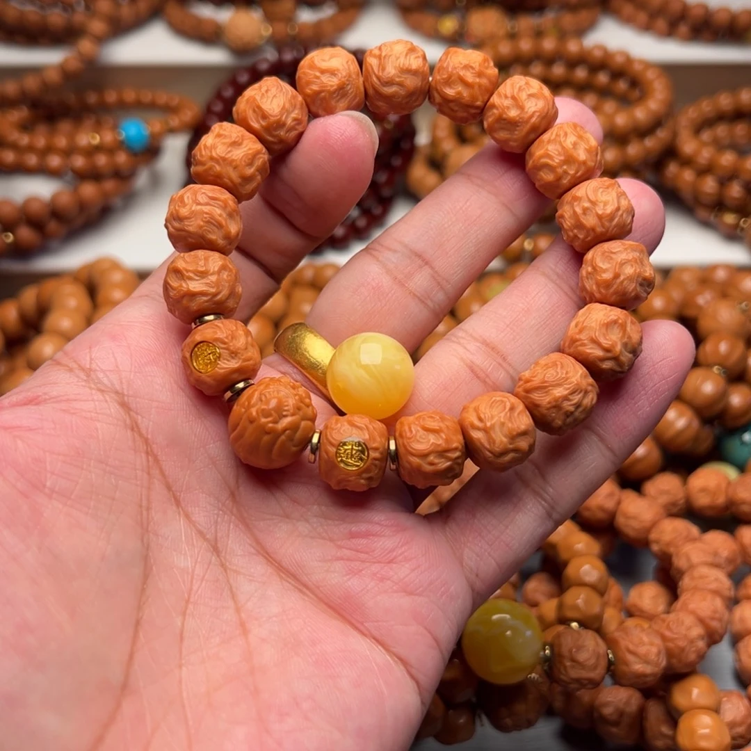 ****猴头核桃手串游龙