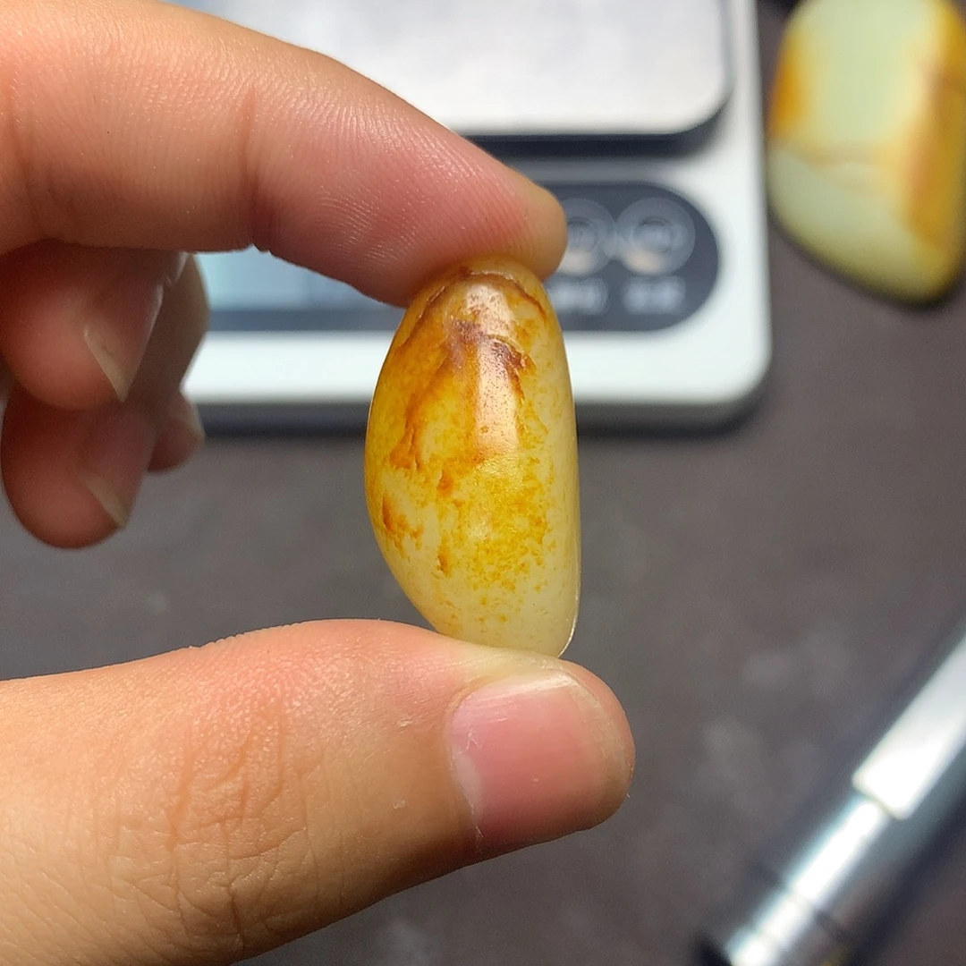 和田玉（糖玉）未镶嵌挂件