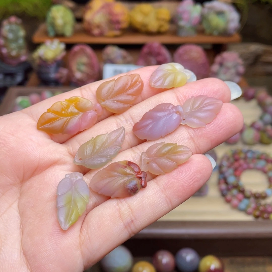 玛瑙/玉髓未镶嵌珠宝半成品盐源玛瑙福利叶子