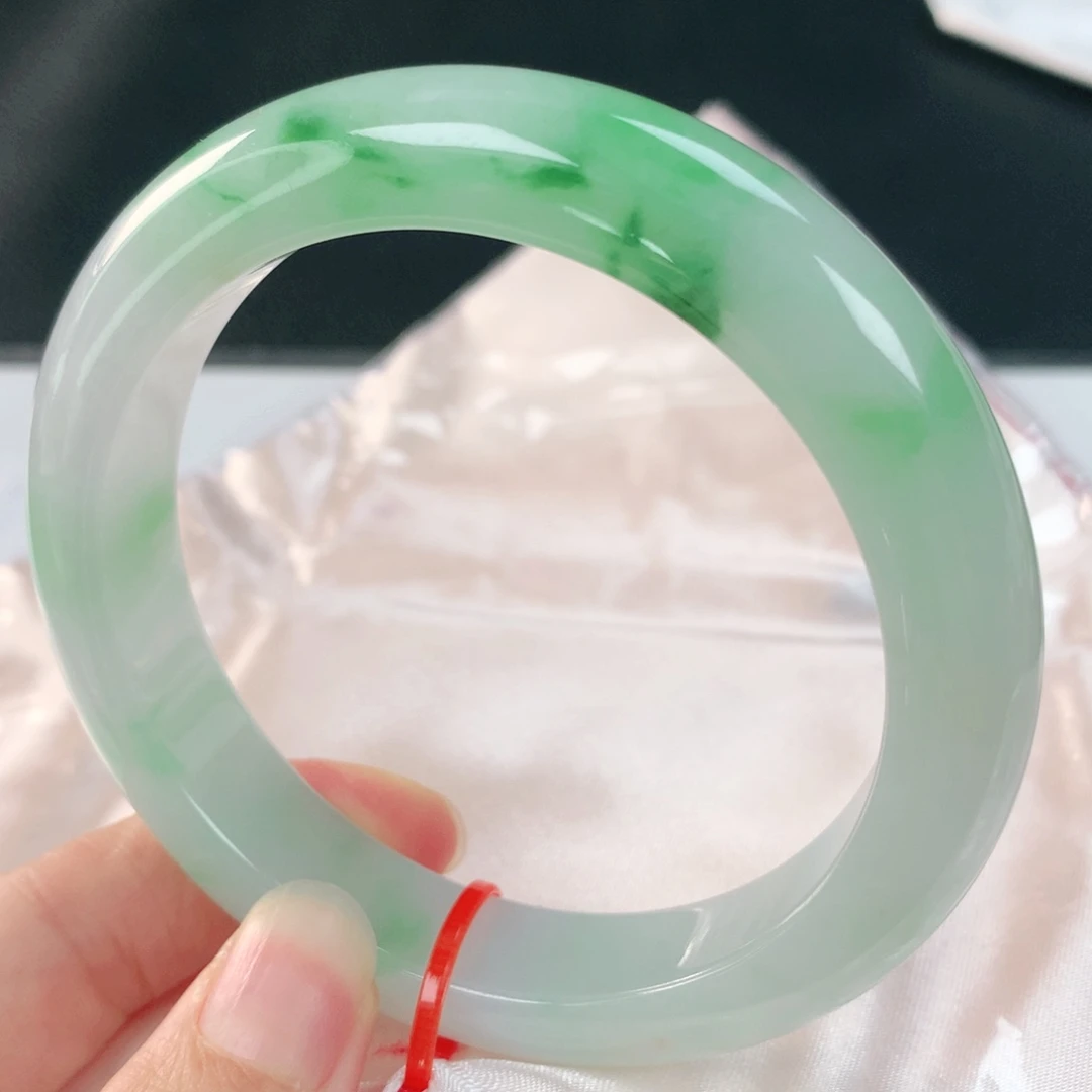 翡翠未镶嵌手镯60➕027
