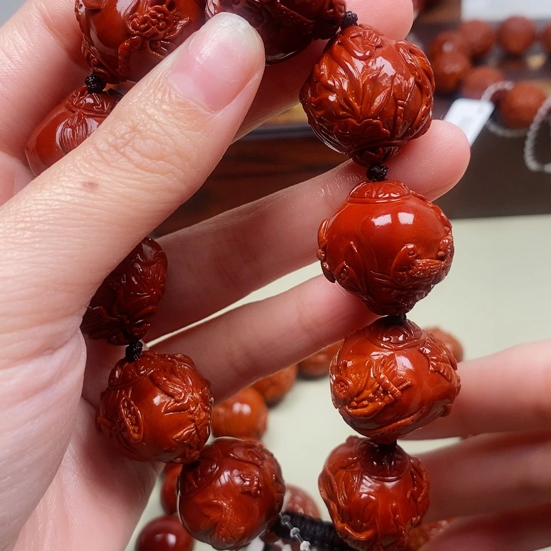 橄榄核吊坠荷***漏荷塘月色