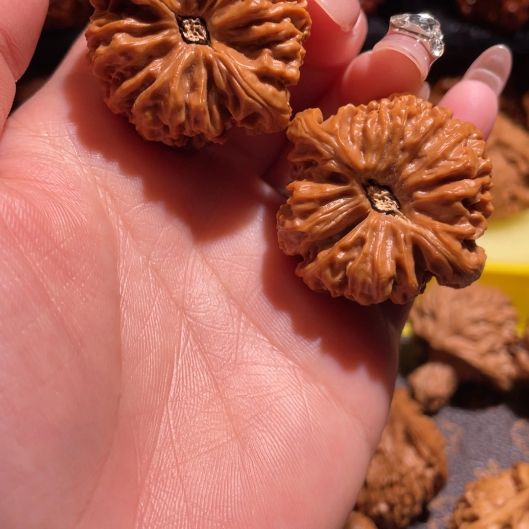 吊坠文玩核桃南疆