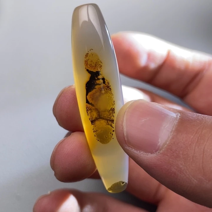 玛瑙/玉髓颈饰未镶嵌你****心