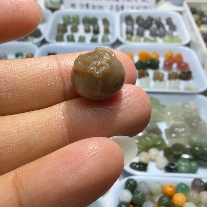 未镶嵌和田玉珠宝半成品