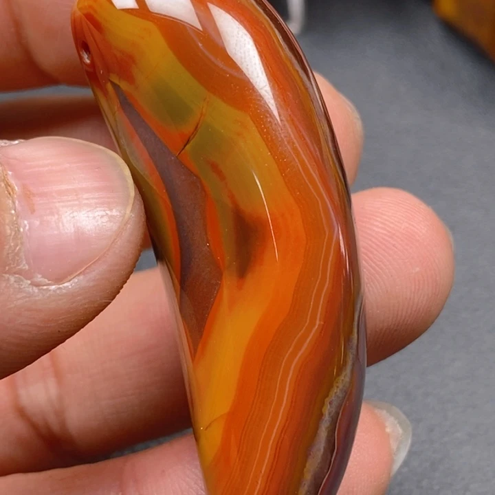 玛瑙/玉髓颈饰未镶嵌沙****庄