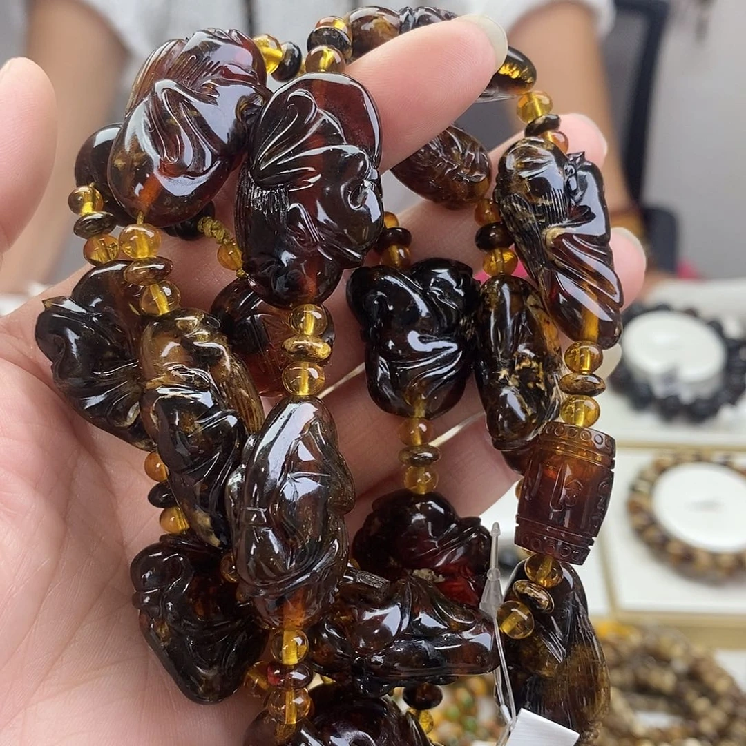 琥珀未镶嵌裸石琥珀