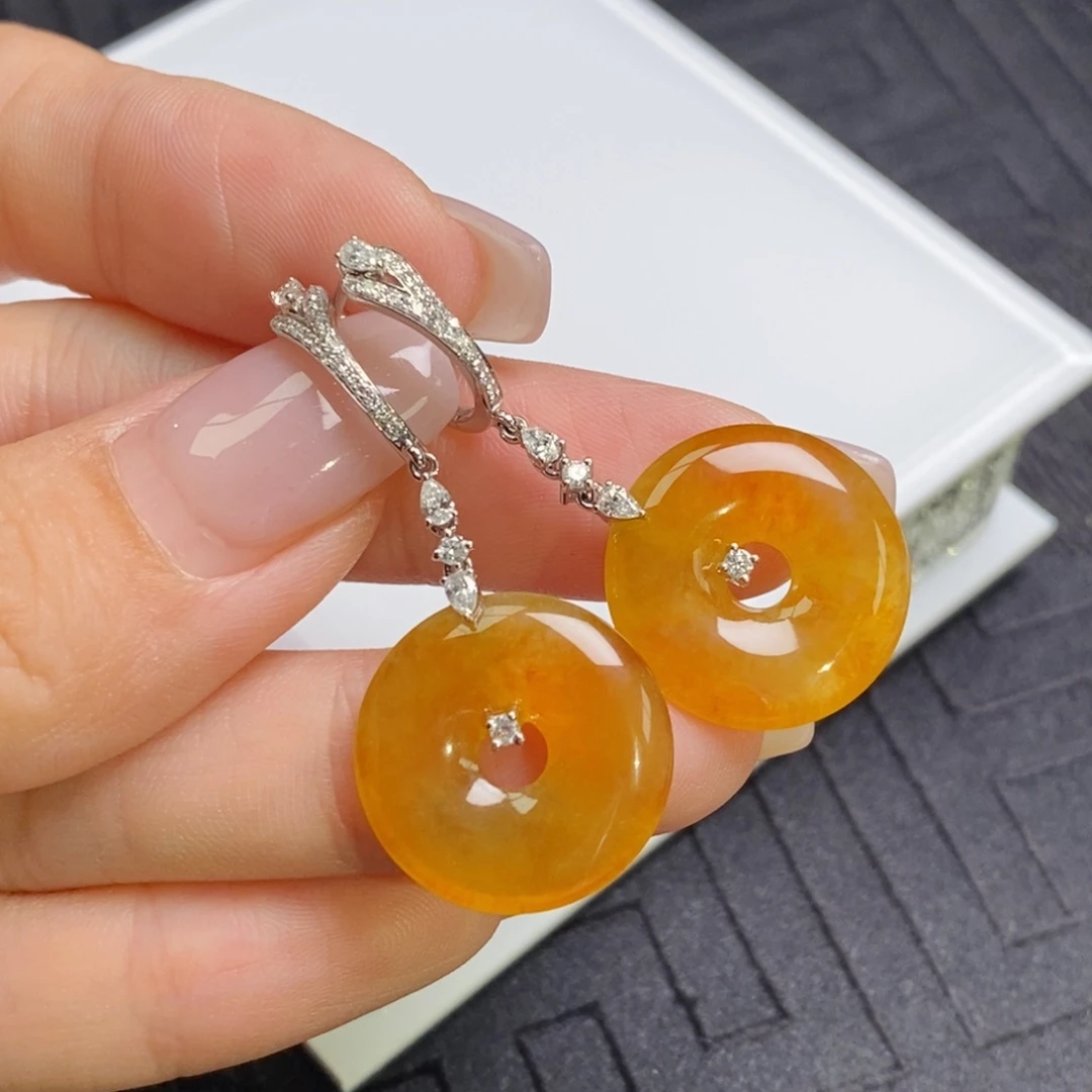 18K金镶嵌翡翠耳饰红翡甜甜圈耳饰